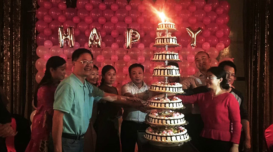 一路有你，盡顯方成雄風(fēng)，攜手共進(jìn)，再創(chuàng)輝煌